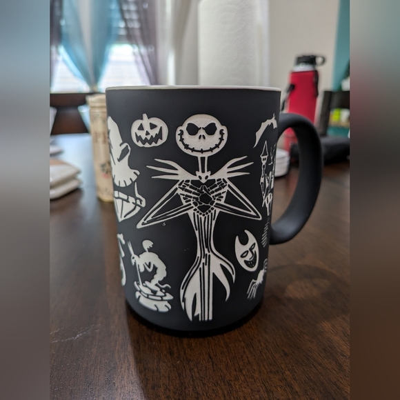 RARE soft matte black nightmare before Christmas cup - Picture 4 of 7